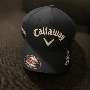 MENS BRAND NEW CALLAWAY HAT// color blue// size L-XL// 100% polyester.